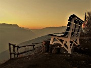 72 Tramonto alla Panchina Gigante (Big Bench 158) sul Monte Corno
